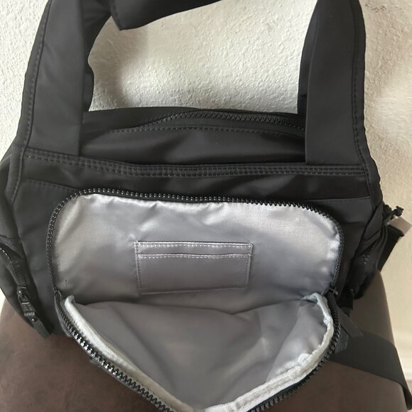 Samantha Brown To Go Travel Hobo Bag with Removable Crossbody Strap BLACK nwt - Picture 9 of 13